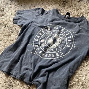 T-shirt Urban Outfitters